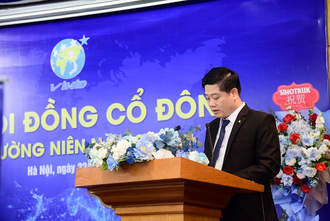 Ông Nguyễn Vũ Trụ - Phó Chủ tịch HĐQT - Chủ tọa Đại Hội trình bày Báo cáo của HĐQT và Báo cáo kết quả kinh doanh năm 2022