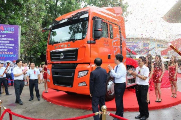 SITRAK C7H RA MẮT TẠI AUTO EXPO 2017