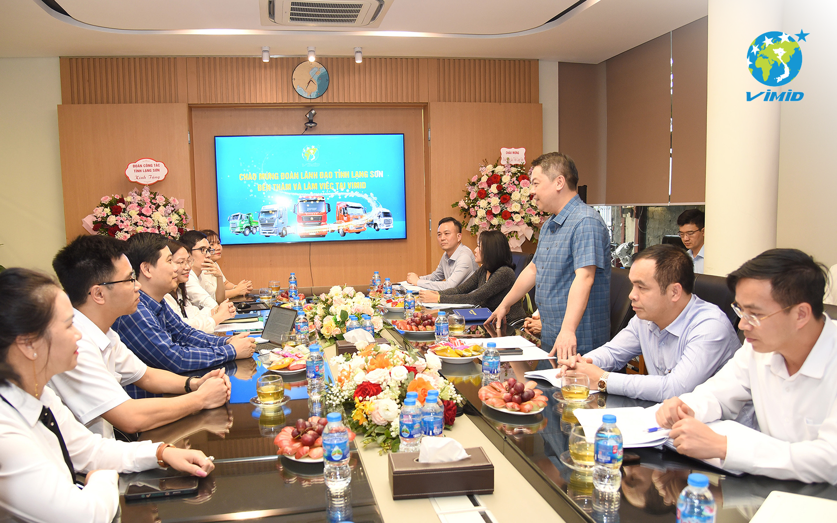 (Đại diện Đoàn công tác tỉnh Lạng Sơn phát biểu trong buổi đến thăm và làm việc tại VIMID)