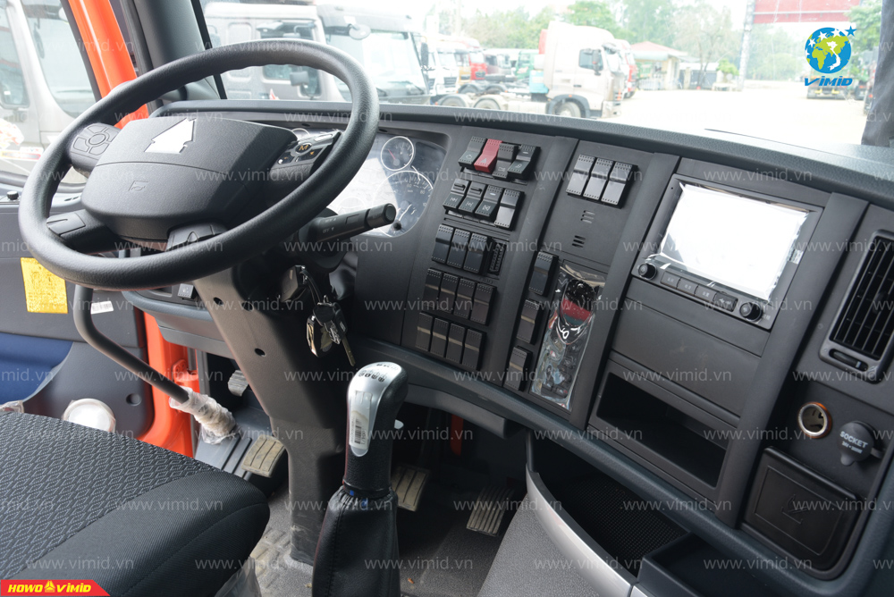 cabin xe tải VX350 8x4 mui bạt