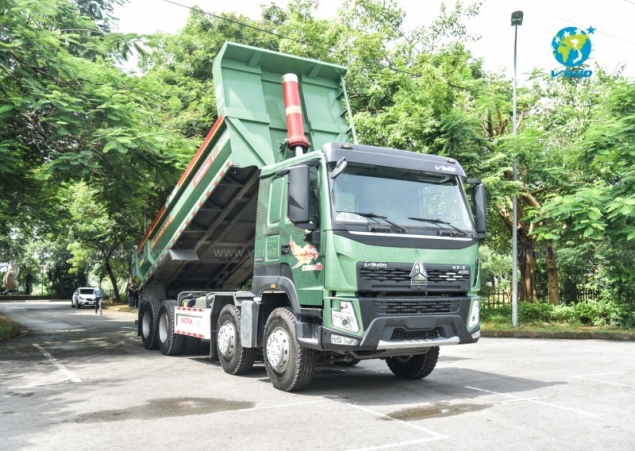 Xe Ben V7X 400 8x4 Thùng Đúc
