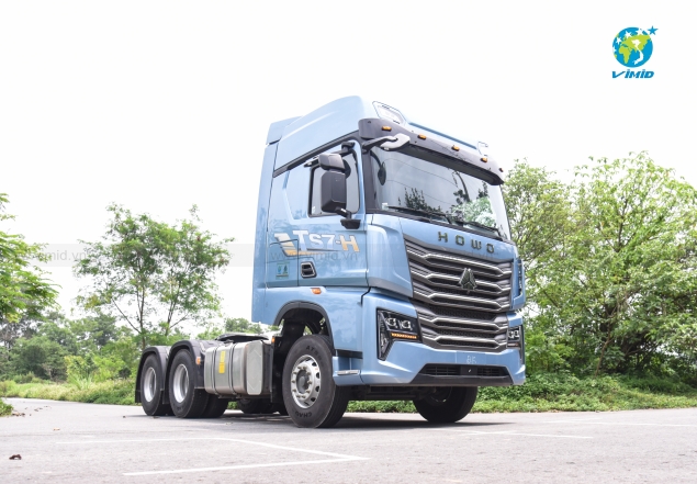 XE ĐẦU KÉO HOWO TS7 460 CẦU LÁP