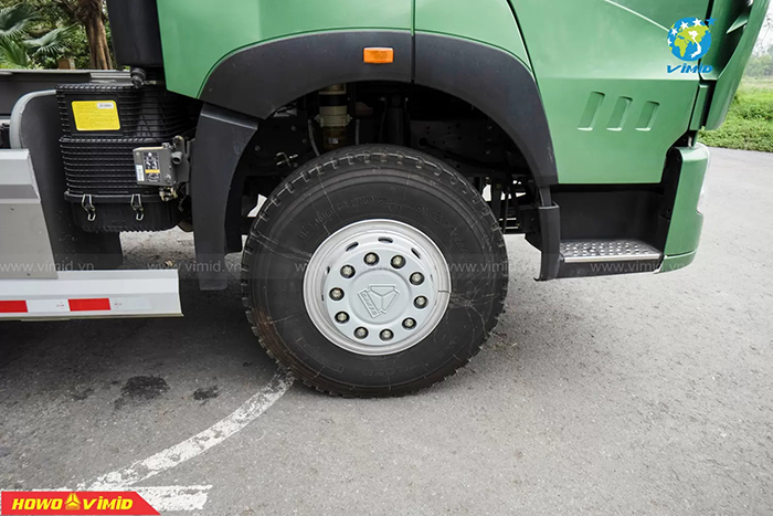 Làm thế nào để kiểm tra áp suất lốp xe tải?