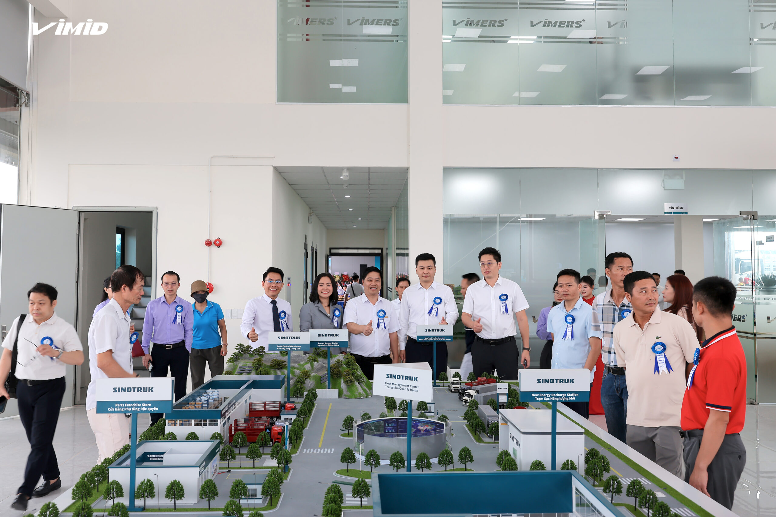 Chính thức khai trương Trung tâm Dịch vụ 4S VIMID Bắc Giang – Nâng tầm hệ sinh thái dịch vụ tại VIMID 6 Chính thức khai trương Trung tâm Dịch vụ 4S VIMID Bắc Giang – Nâng tầm hệ sinh thái dịch vụ tại VIMID