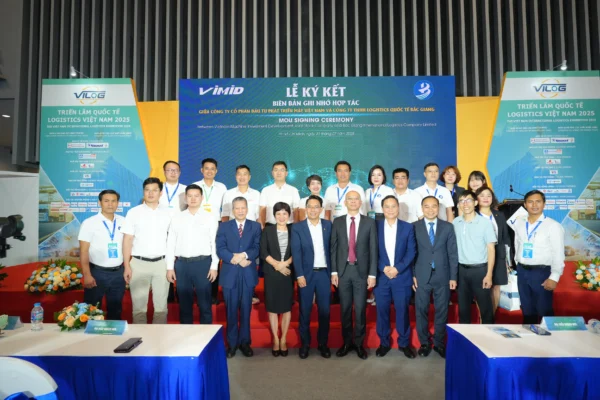 VIMID Reinforces Its Strategic Partnership with Double Honors at the Global Partners Conference of Shandong Heavy Industry Group and SINOTRUK