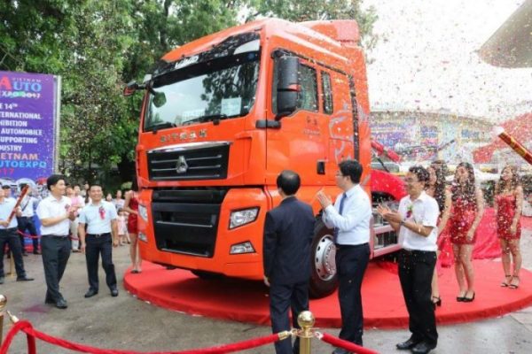 SITRAK C7H RA MẮT TẠI AUTO EXPO 2017