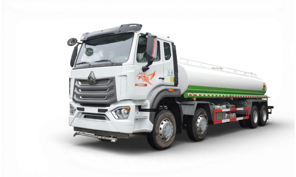 Xe Phun Nước Howo NX 8X4 17M3 1 Xe Phun Nước Howo NX 8X4 17M3