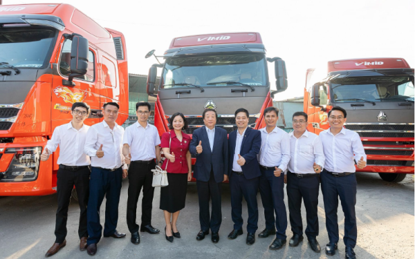 VIMID participates in SINOTRUK Customer and Dealer Conference in Vietnam and welcomes SINOTRUK leadership delegation to Ho Chi Minh City Branch