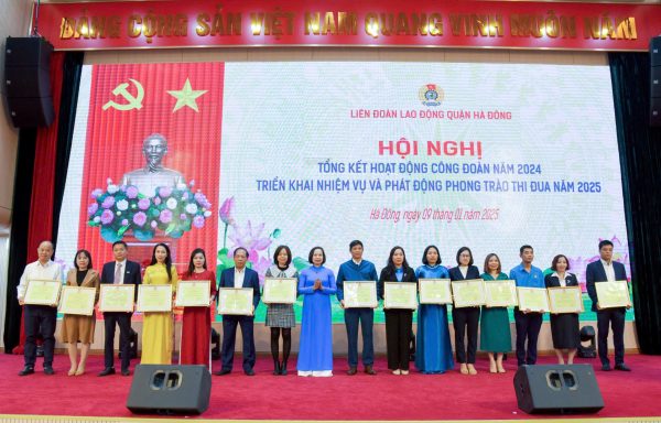 VIMID nhận Giấy khen từ LĐLĐ Hà Đông: Điểm sáng trong phong trào công đoàn 2024