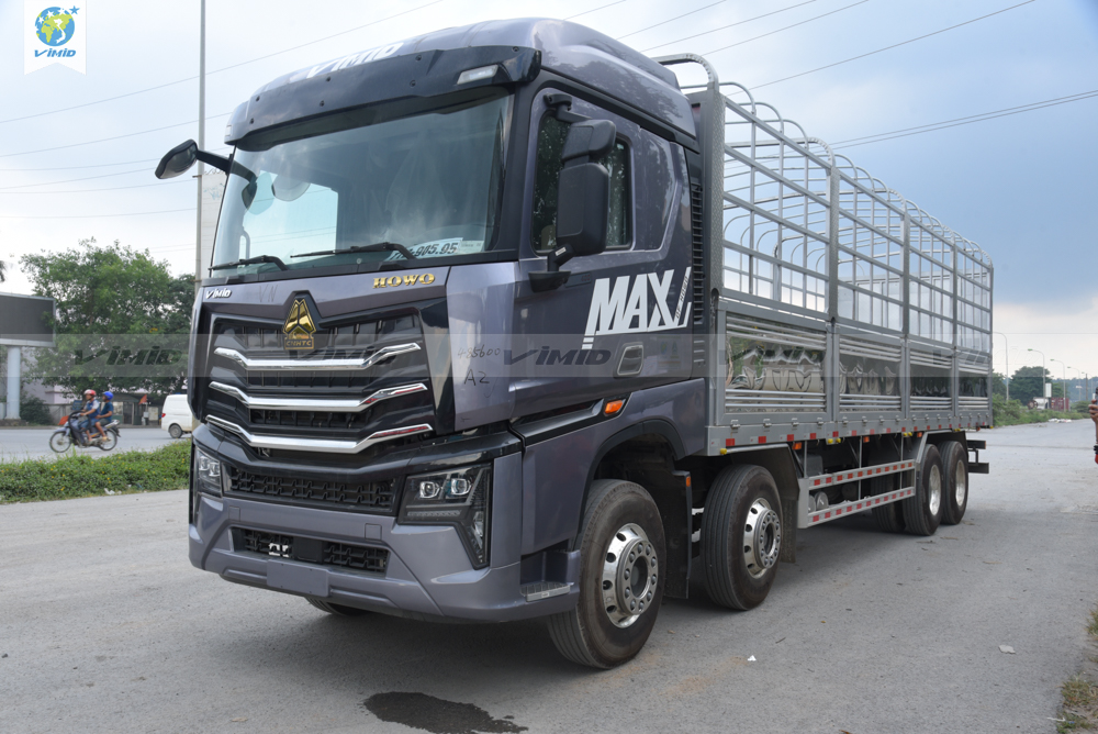 Xe tải Howo Max 400 8×4 khung mui nhập khẩu 9m7