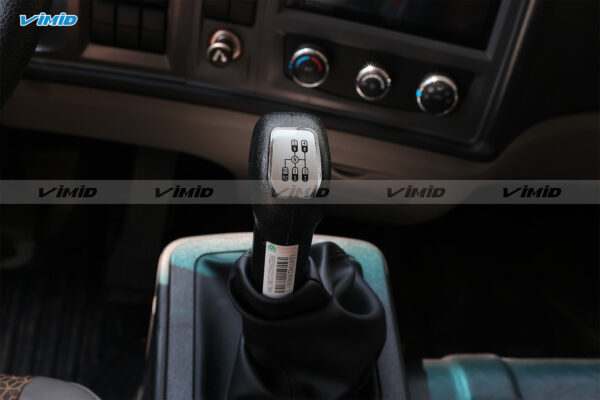 Xe tải thùng HOWO V950 4x2 khung mui bửng nhôm nâng bửng hông 7M