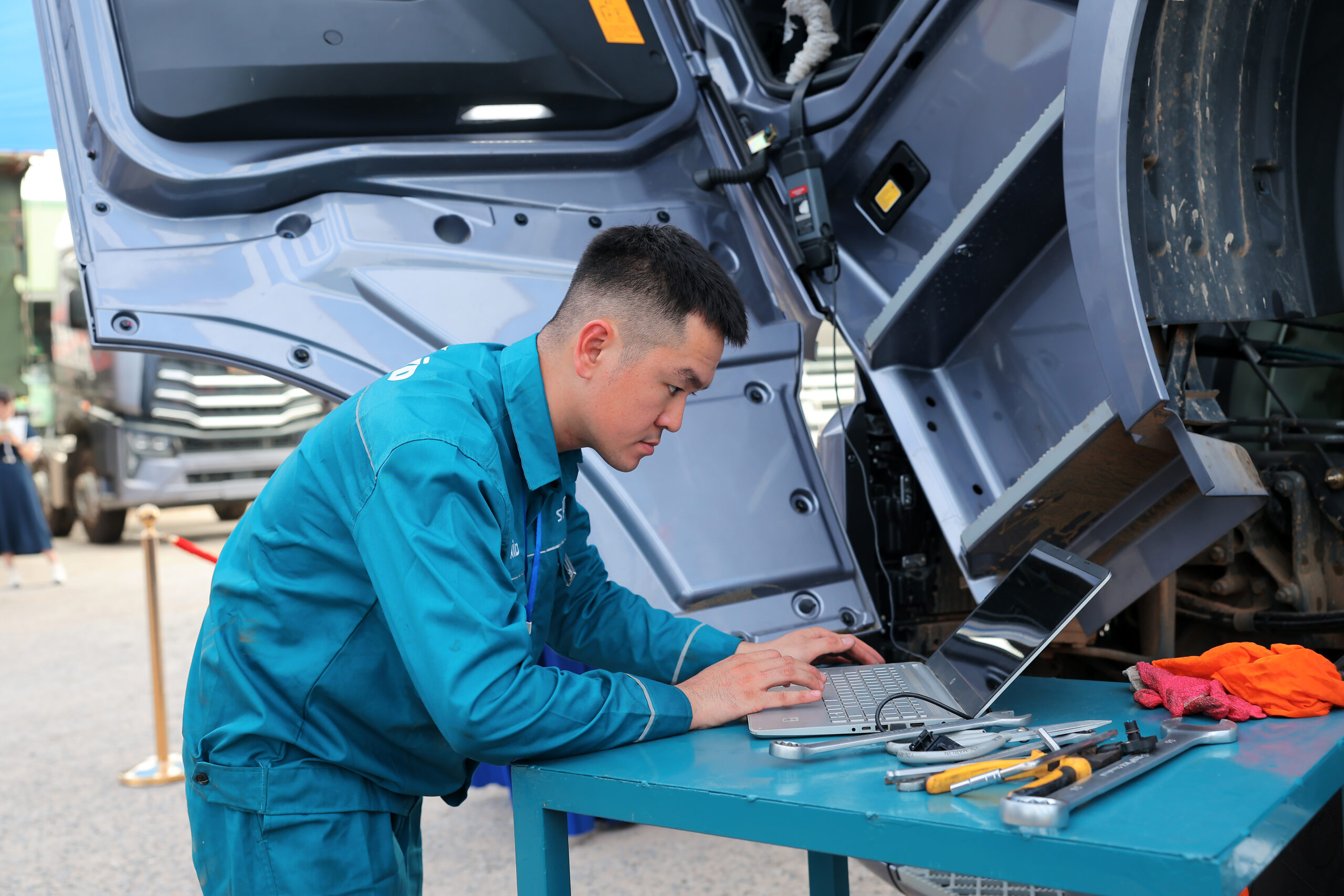 Hội thi Tay nghề Kỹ thuật viên Ô tô VIMID 2026 - Khẳng định năng lực đội ngũ & nâng cao chất lượng dịch vụ 5 Hội thi Tay nghề Kỹ thuật viên Ô tô VIMID 2026 - Khẳng định năng lực đội ngũ & nâng cao chất lượng dịch vụ