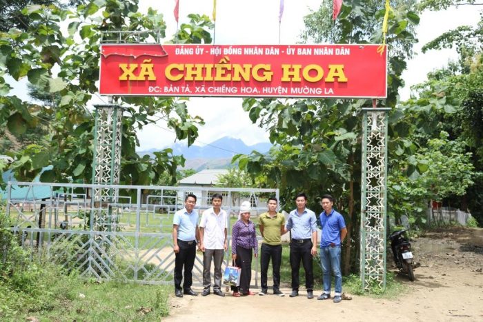 TRAO YÊU THƯƠNG – ẤM TẤM LÒNG TRAO YÊU THƯƠNG – ẤM TẤM LÒNG 5 TRAO YÊU THƯƠNG – ẤM TẤM LÒNG TRAO YÊU THƯƠNG – ẤM TẤM LÒNG