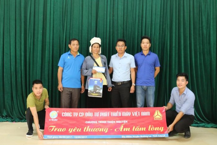 TRAO YÊU THƯƠNG – ẤM TẤM LÒNG TRAO YÊU THƯƠNG – ẤM TẤM LÒNG 7 TRAO YÊU THƯƠNG – ẤM TẤM LÒNG TRAO YÊU THƯƠNG – ẤM TẤM LÒNG