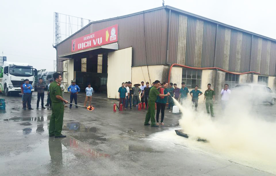 VIMID TẬP HUẤN PHÒNG CHÁY CHỮA CHÁY 6 VIMID TẬP HUẤN PHÒNG CHÁY CHỮA CHÁY