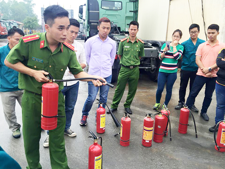 VIMID TẬP HUẤN PHÒNG CHÁY CHỮA CHÁY 4 VIMID TẬP HUẤN PHÒNG CHÁY CHỮA CHÁY