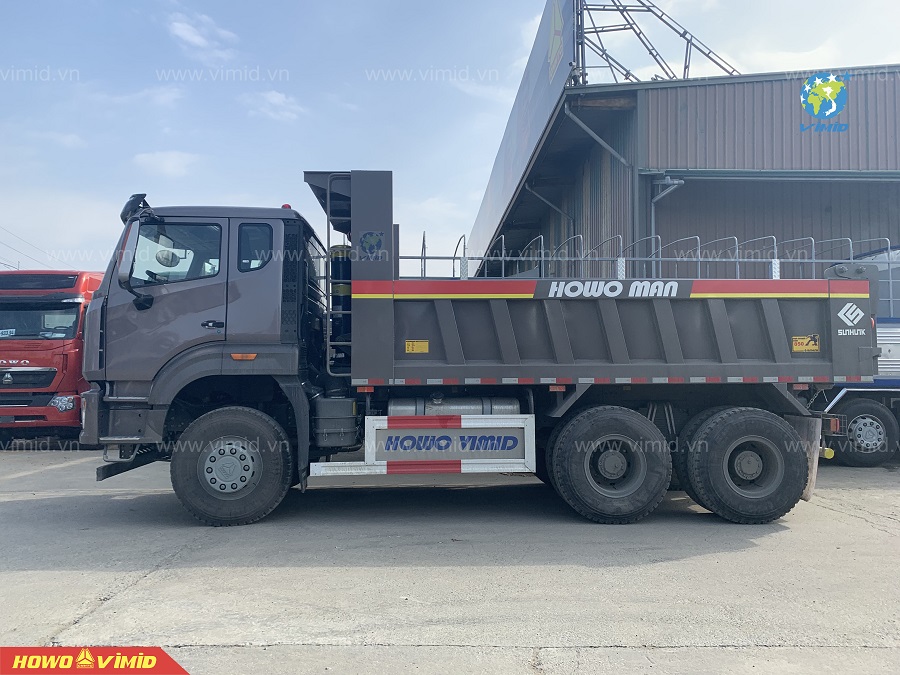 Xe ben vuông HOWO MAN 3 chân VX350