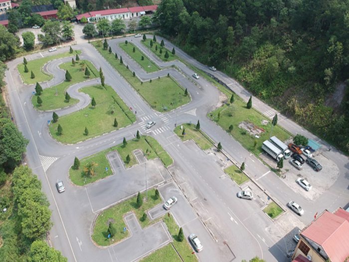 Điều kiện thi và hồ sơ thi bằng lái xe hạng D