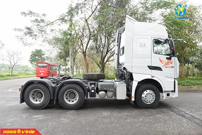 Khi nào nên thay nhớt cho xe đầu kéo, bao nhiêu lít?