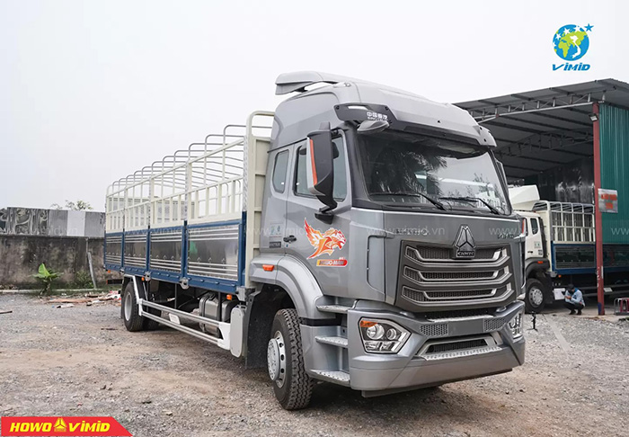 Vệ sinh két nước xe tải là gì?