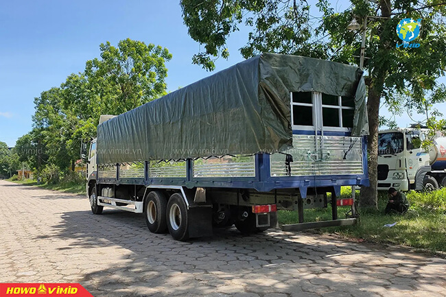 Xe tải chở được bao nhiêu tấn hàng?