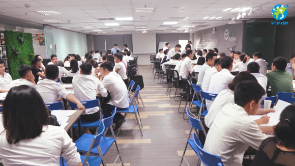 Khóa học đào tạo năng lực, phát triển tư duy và những góc nhìn vượt bậc tại VIMID